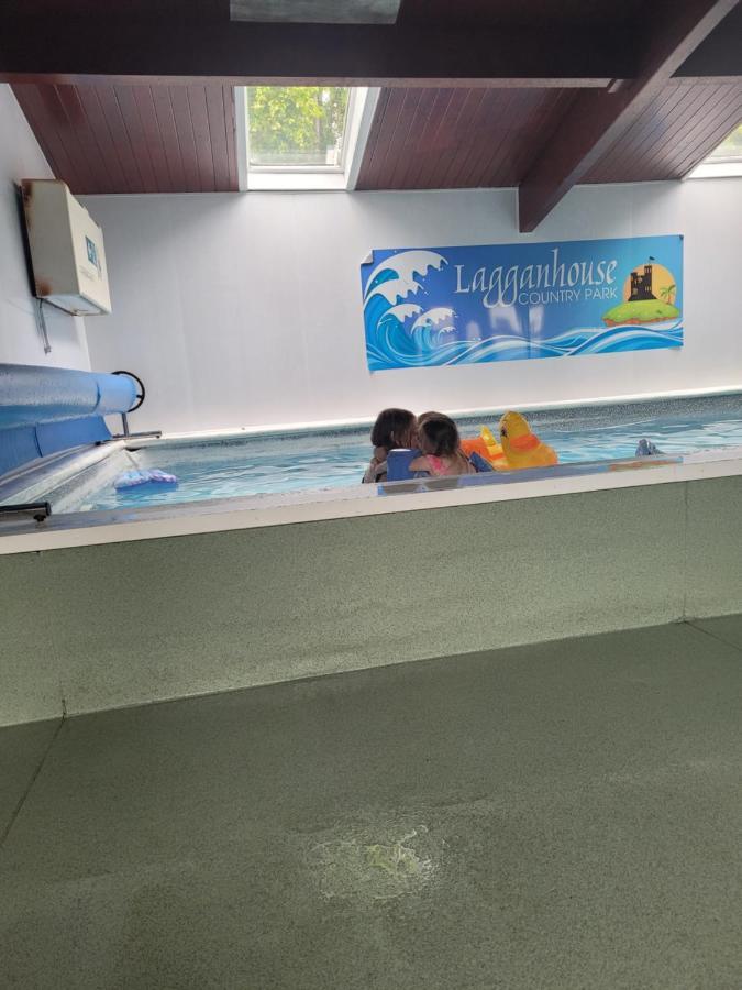 The Sunny Bunny Holiday Home Ballantrae Экстерьер фото